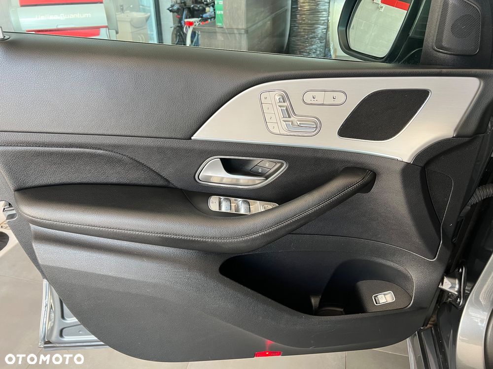 Mercedes-Benz GLE 300 d 4Matic 9G-TRONIC AMG Line - 17