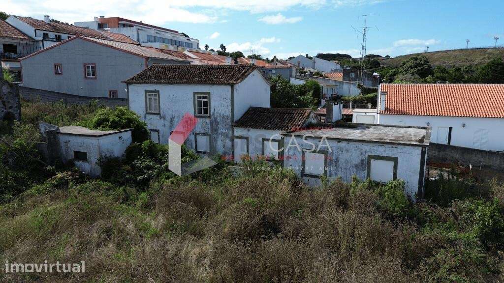 Prédio urbano com elevado potencial de construção - Grande imagem: 2/20
