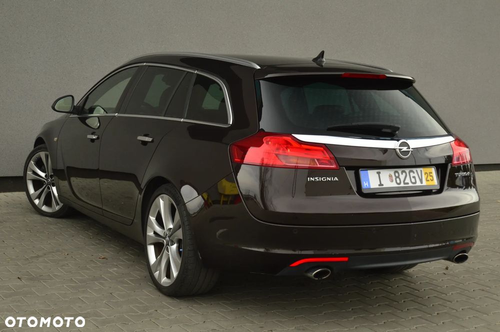 Opel Insignia 2.0 Turbo 4x4 Automatik Design Edition - 5