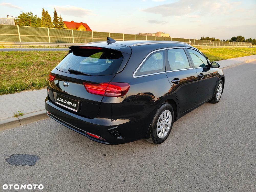 Kia Ceed 1.4 T-GDI L Business Line - 34