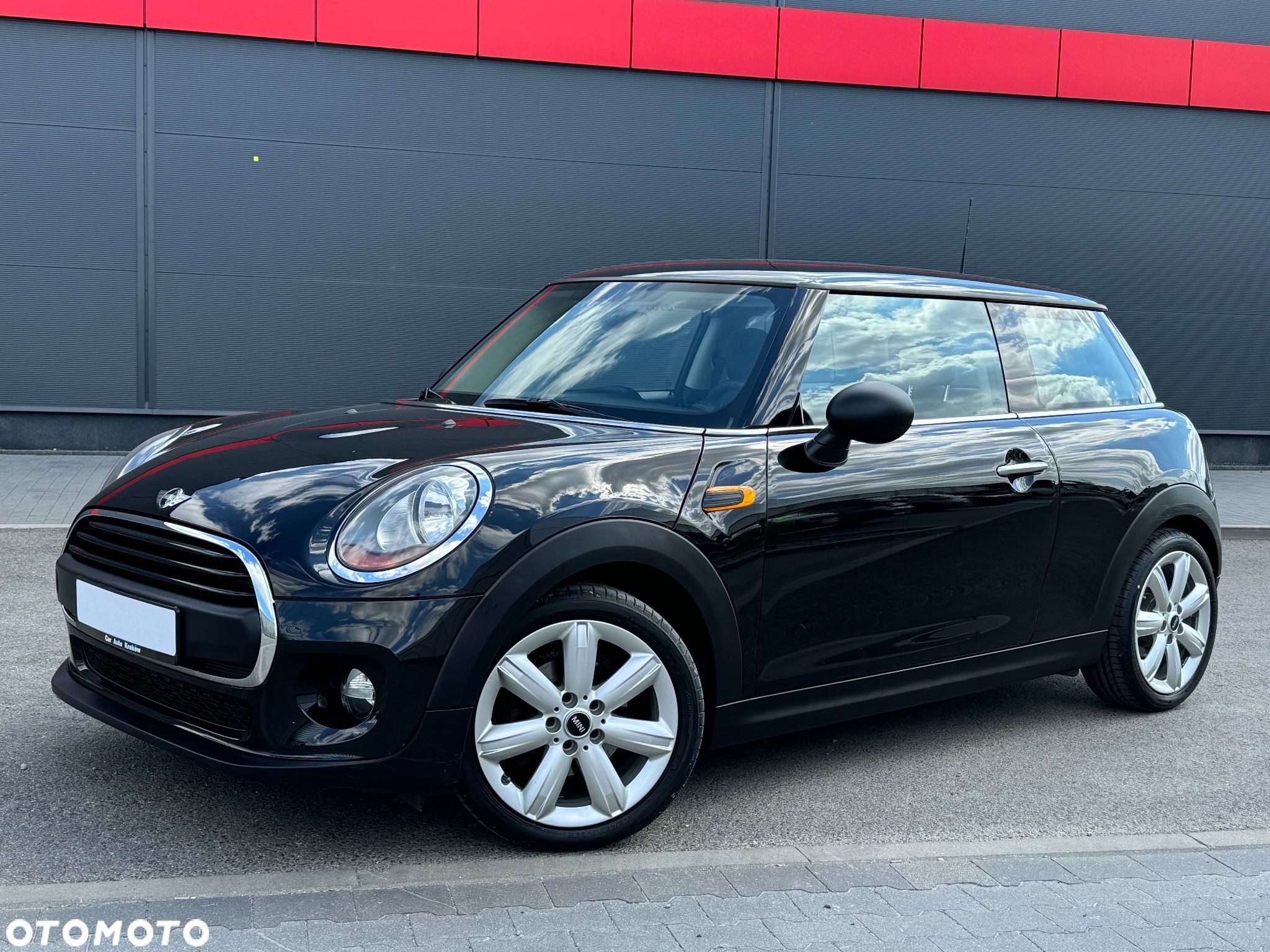 MINI ONE Standard - 1