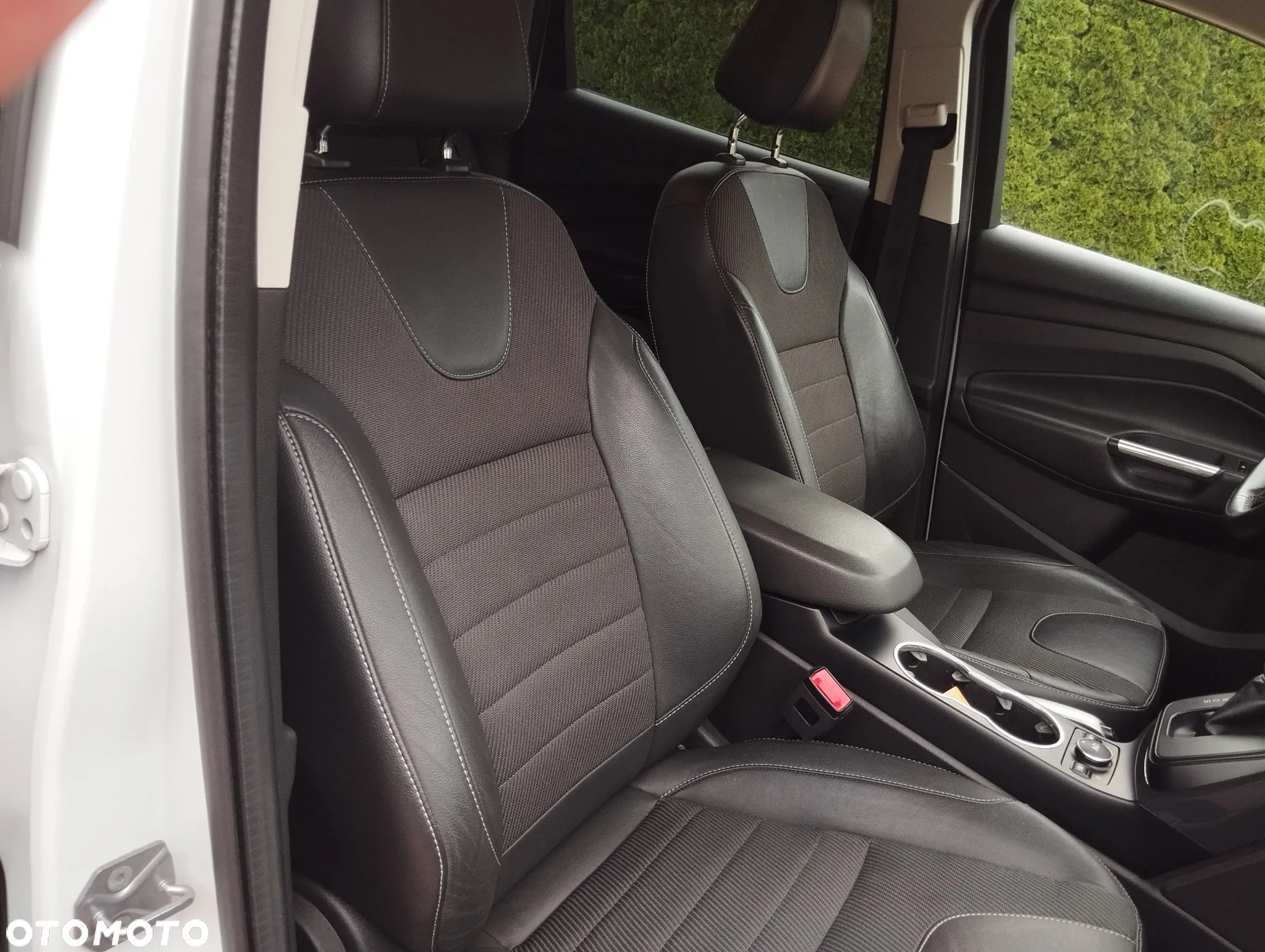 Ford Kuga 2.0 TDCi AWD ST-Line - 15