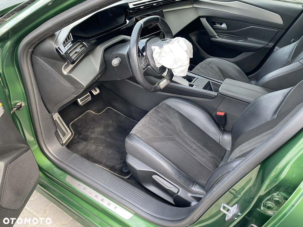 Peugeot 308 BlueHDi 130 EAT8 GT - 15