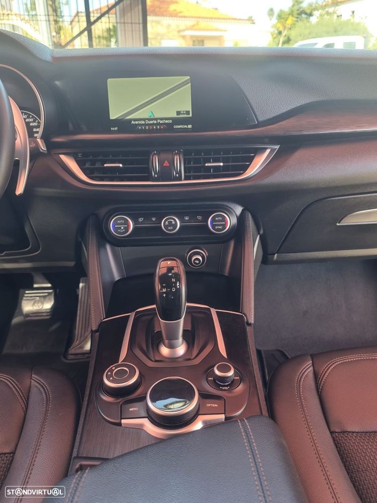 Alfa Romeo Stelvio 2.2 D Super AT8 Q4 - 10