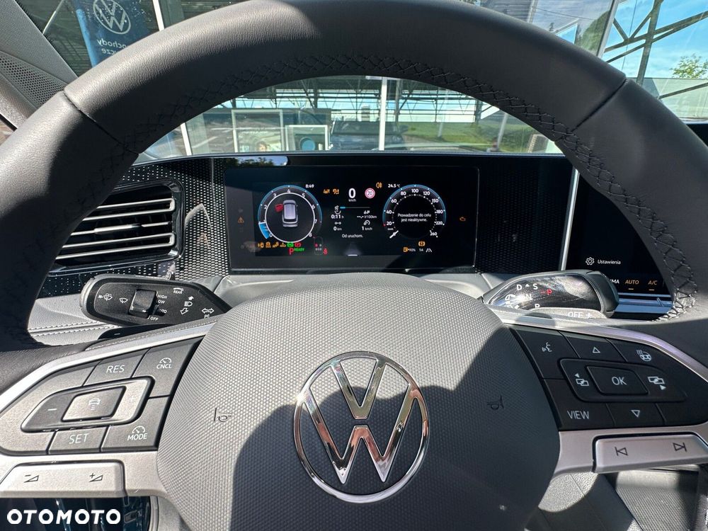 Volkswagen Tiguan - 17