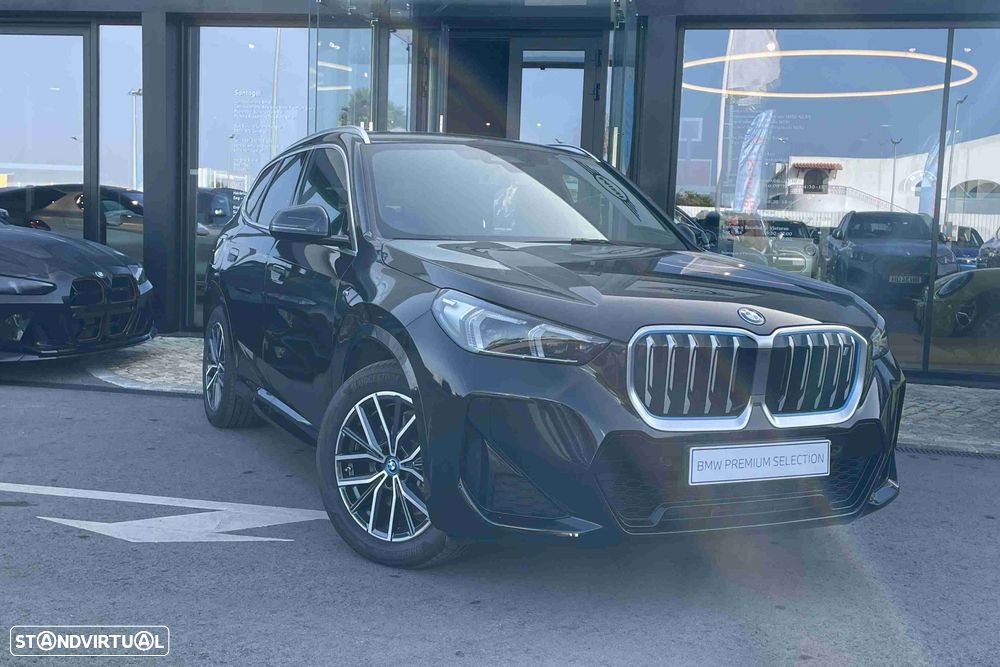 BMW iX1