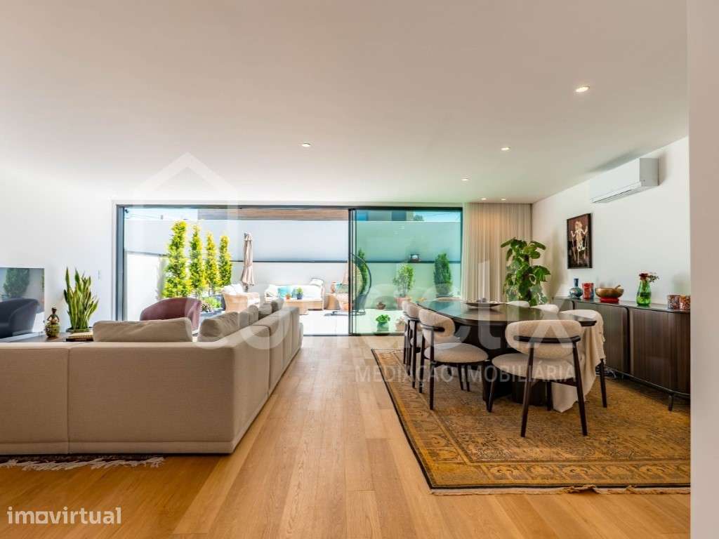 Moradia T5 nova | Vista mar | 150m da praia | Canidelo - Grande imagem: 3/60