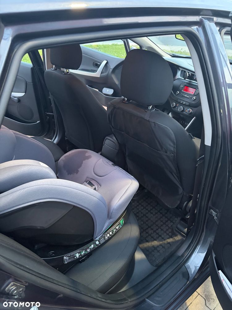 Kia Ceed 1.6 CRDi M - 12