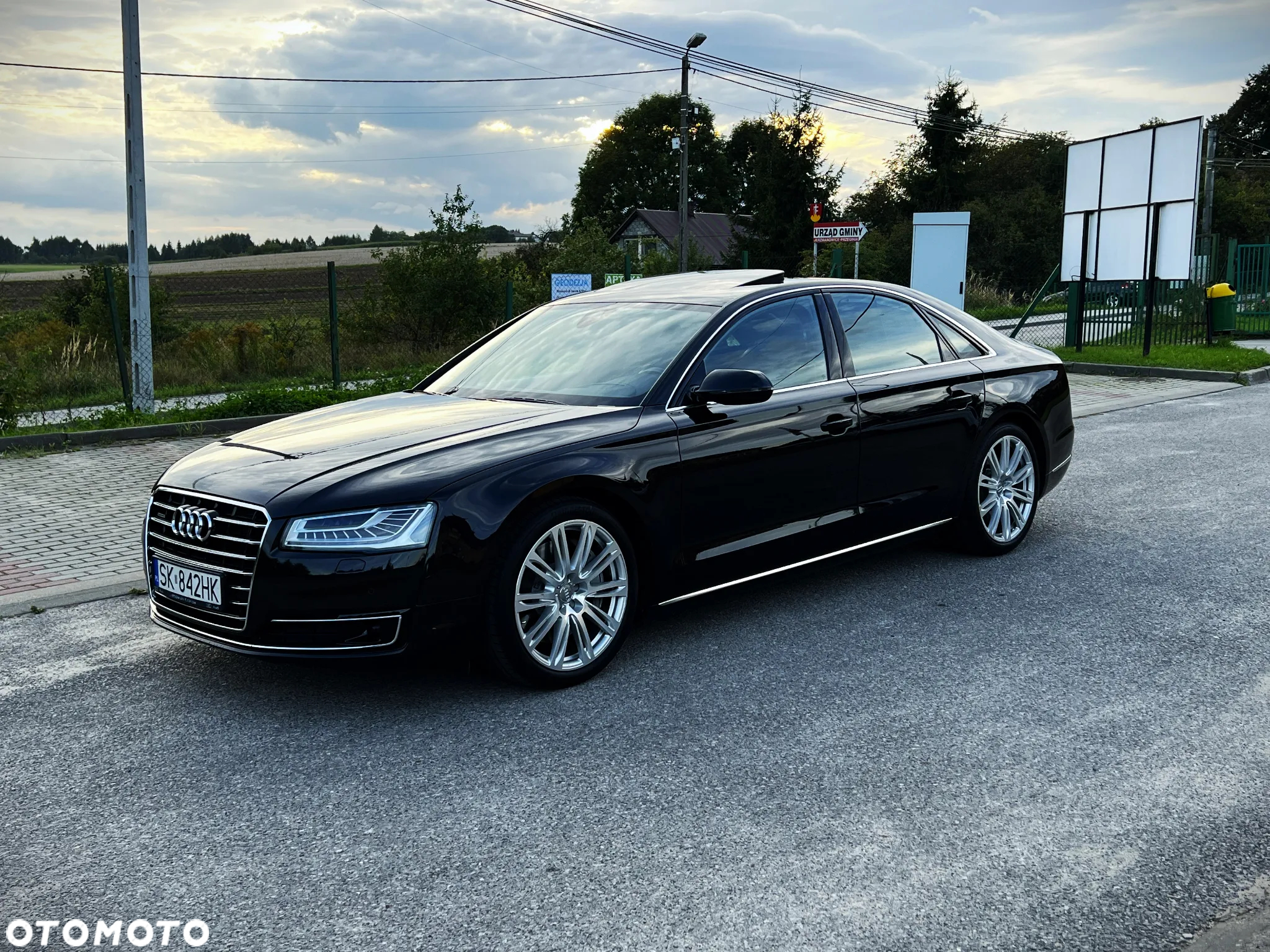 Audi A8 4.2 TDI DPF (clean diesel) quattro tiptronic - 10