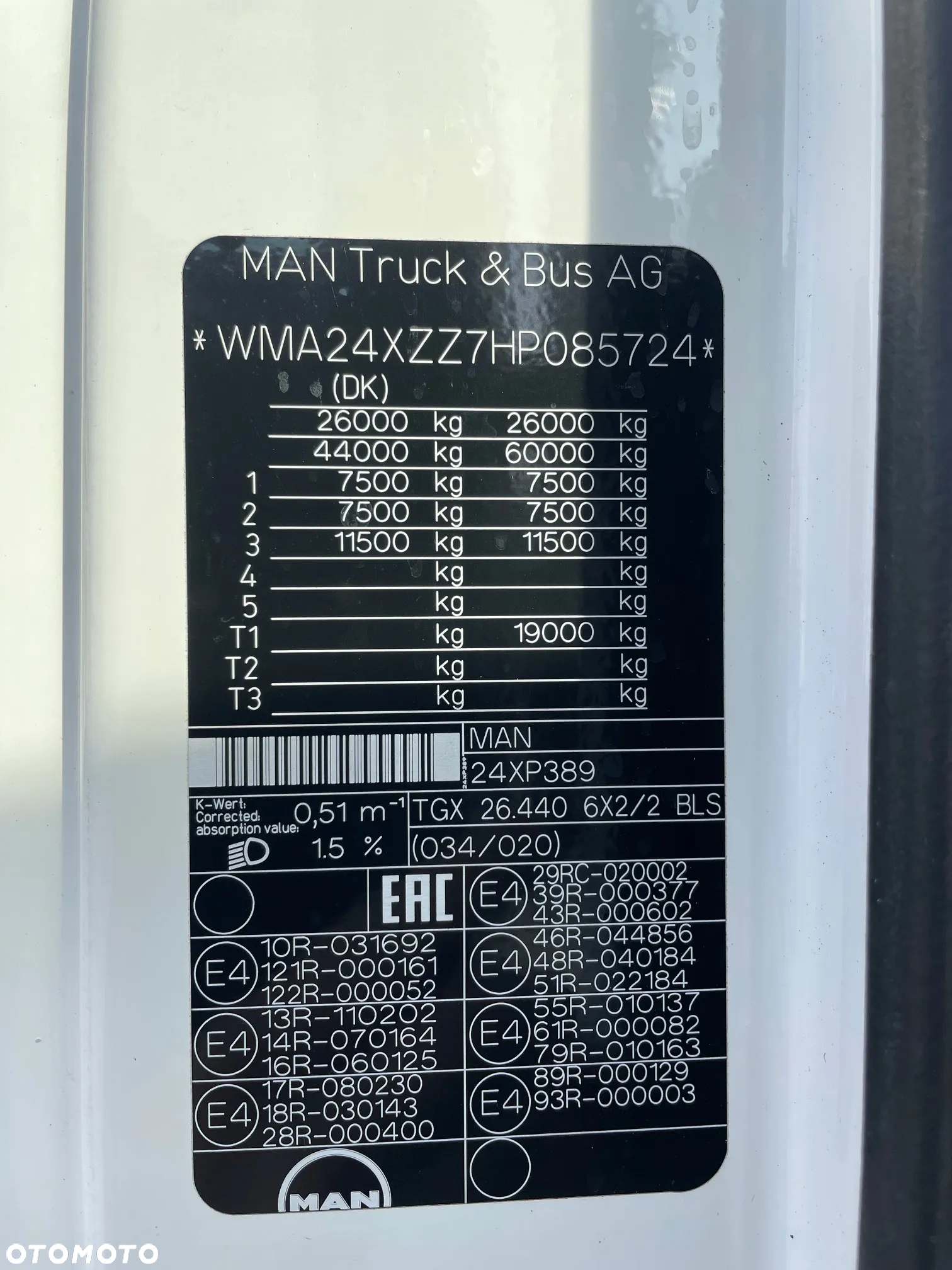 MAN TGX XXL 26.440 PUSCHER /  3 OSIE / 6x2 - 8