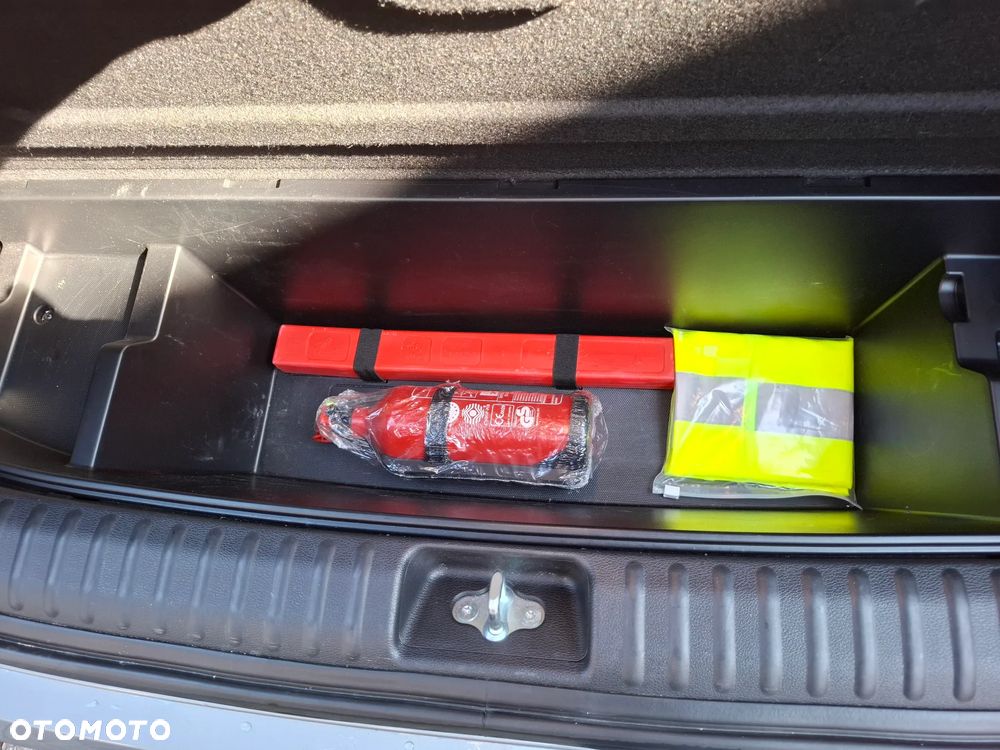 Kia Ceed 1.5 T-GDI M DCT - 32