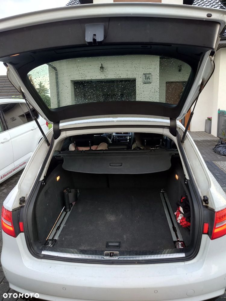 Audi A4 Avant 2.0 TDI DPF clean diesel Ambiente - 16