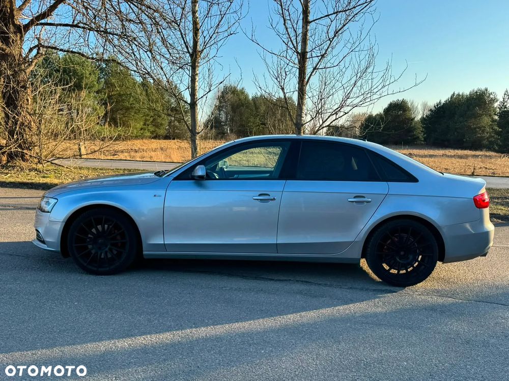 Audi A4 Limousine - 2