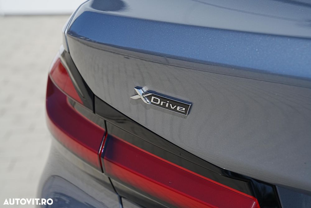 BMW Seria 5 530e xDrive AT PHEV - 22