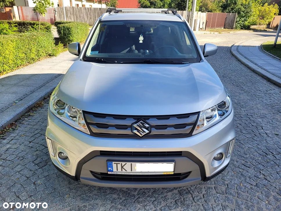 Suzuki Vitara 1.6 Premium 4WD - 24