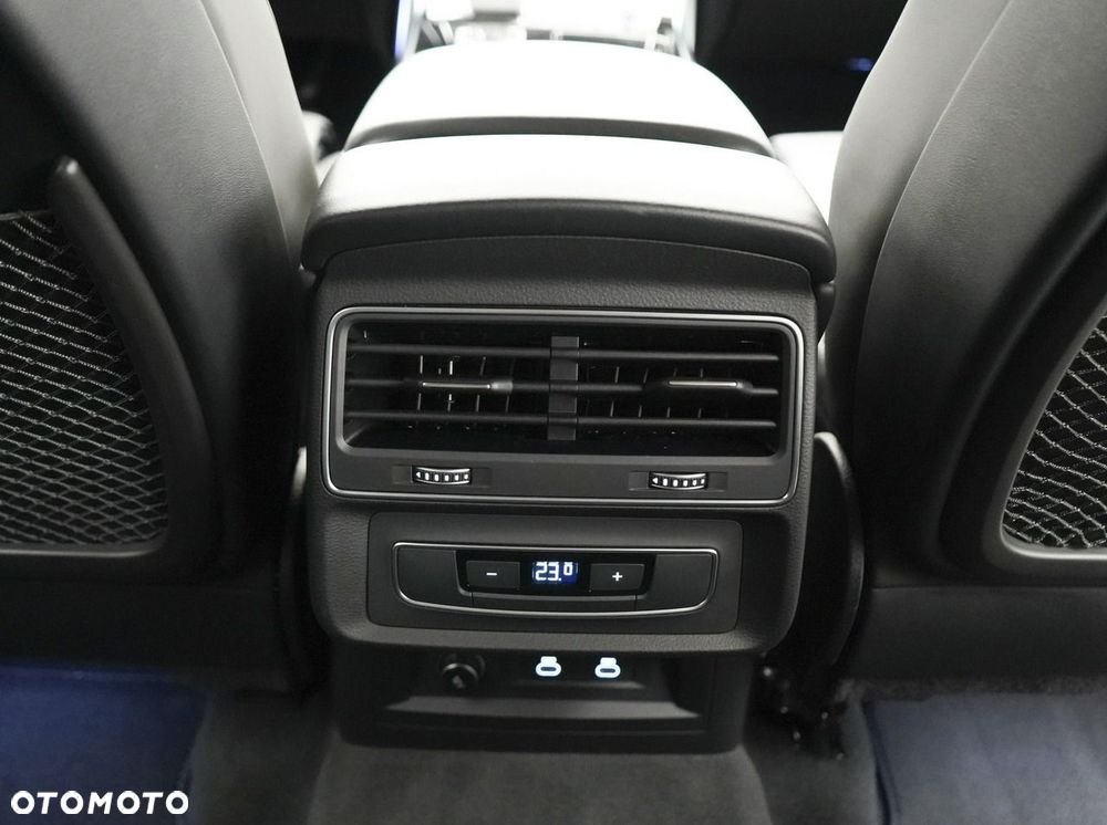 Audi Q8 - 34