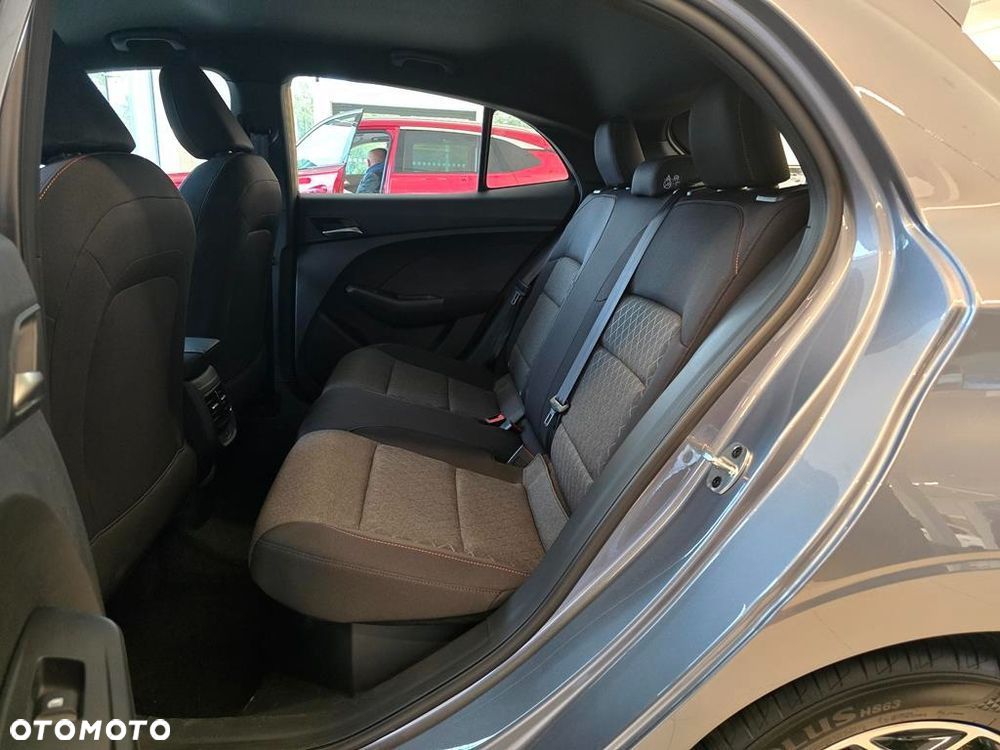 MG MG3 1.5 HEV+ Standard - 11