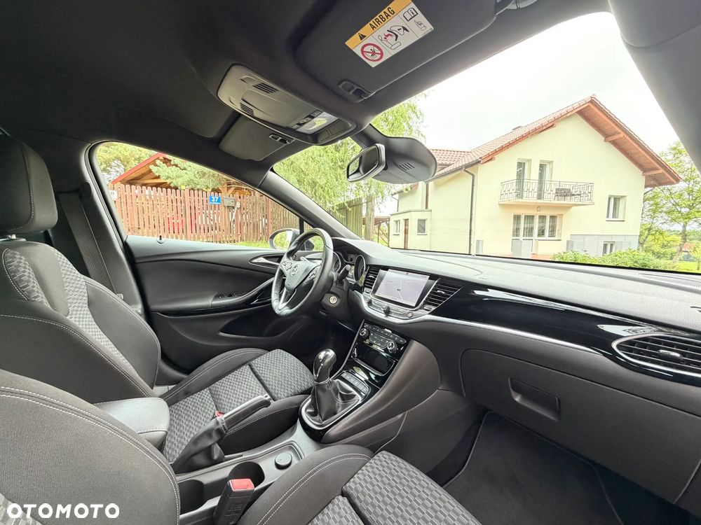 Opel Astra 1.4 Turbo Dynamic - 28