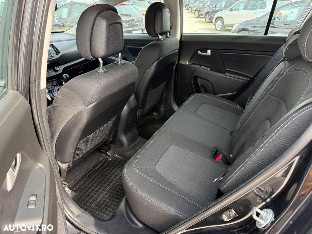 Kia Sportage 1.6 GSL MT 4x2 PREMIUM - 12