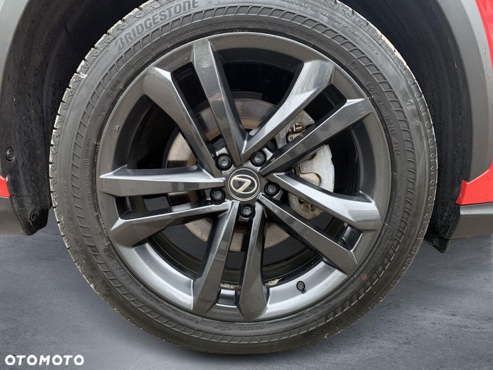 Lexus NX 350h Prestige 2WD - 22