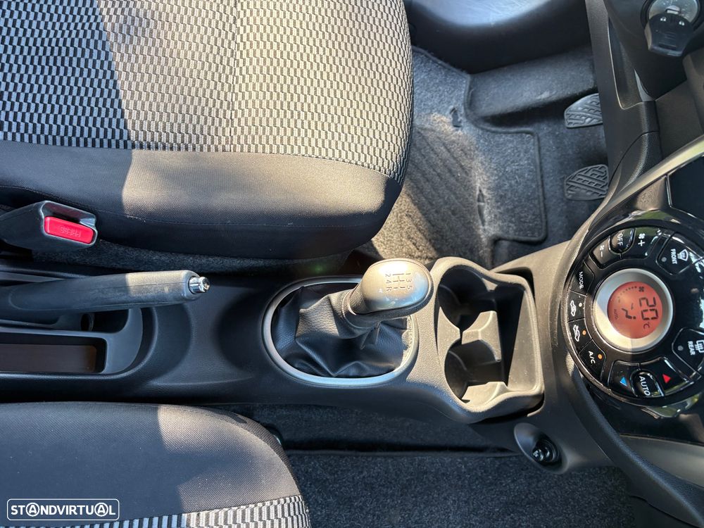 Nissan Micra 1.2 Visia - 21