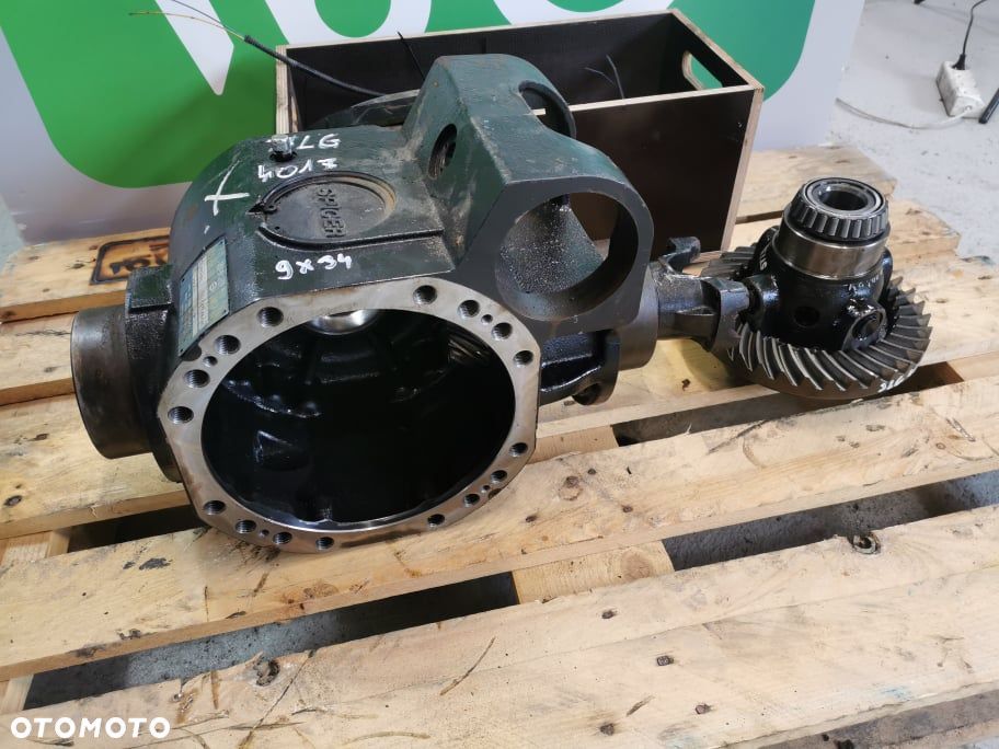 Manitou MT 1840 {Mechanizm różnicowy przedni Spicer} - 8