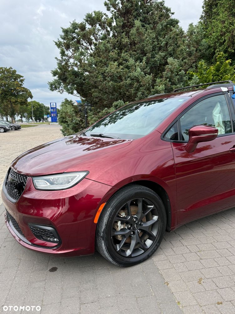Chrysler Pacifica - 7