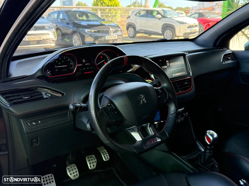 Peugeot 208 1.6 THP GTi - 15