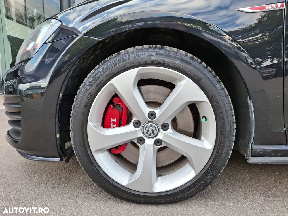 Volkswagen Golf 2.0 TSI BMT DSG GTI Performance - 24