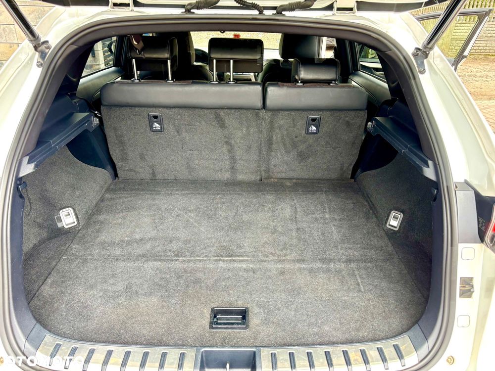 Lexus NX 300h F Sport Edition AWD - 9