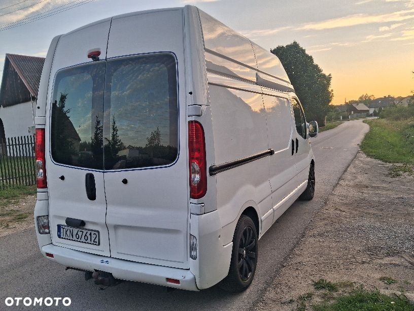 Renault Trafic - 8