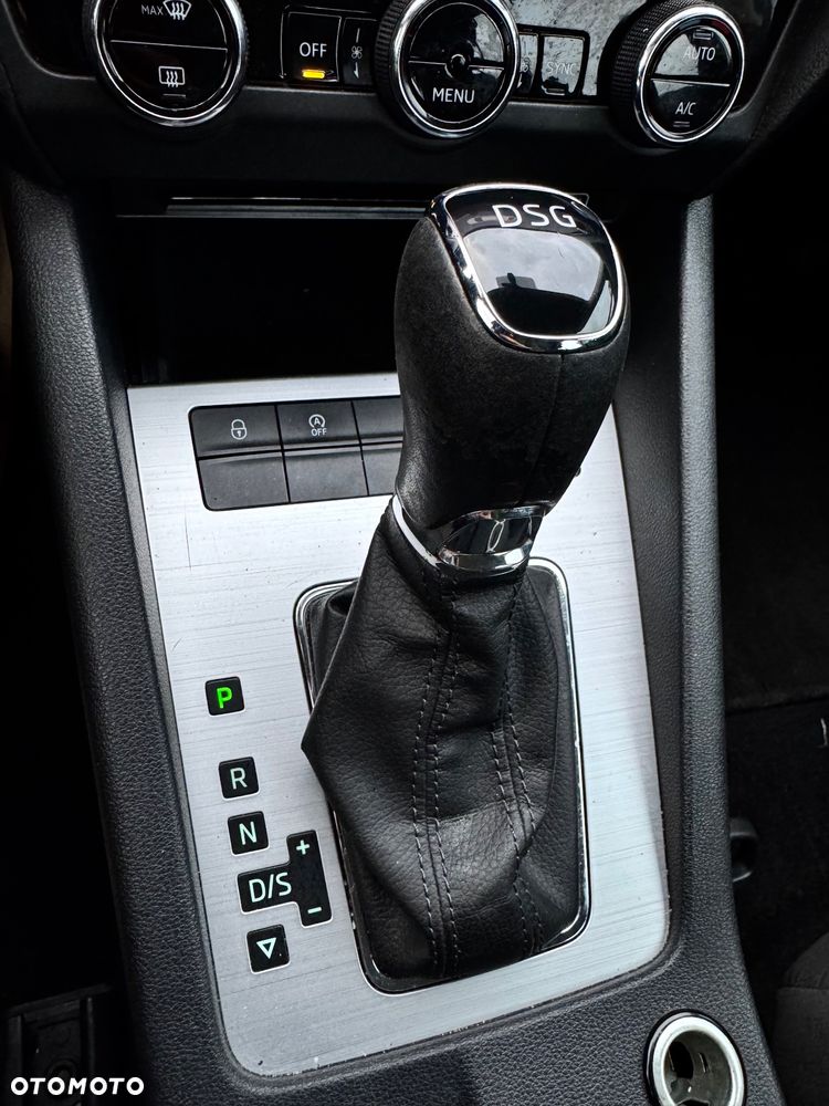Skoda Octavia 1.6 TDI Edition DSG - 10