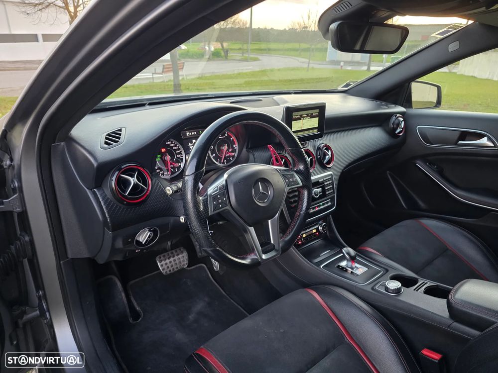 Mercedes-Benz A 45 AMG 4Matic Speedshift 7G-DCT - 24