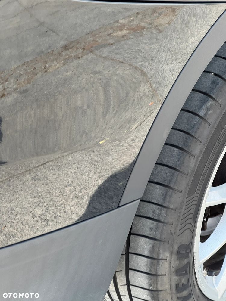 BMW X1 sDrive18i - 17