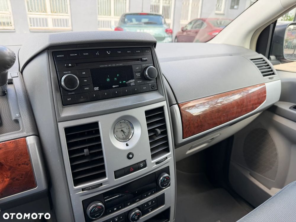 Chrysler Grand Voyager 2.8 CRD Touring - 9