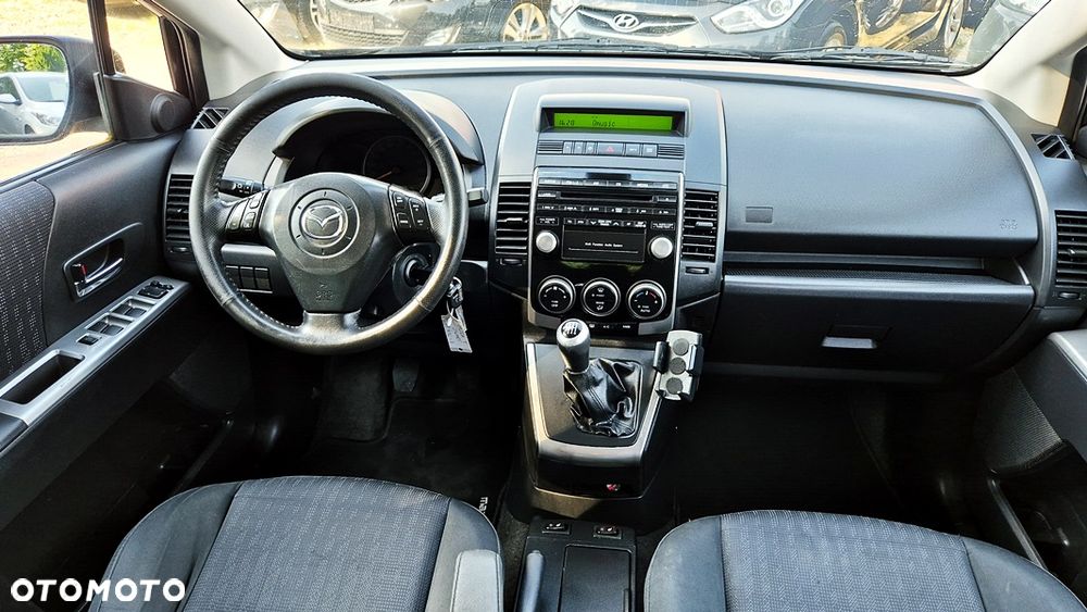 Mazda 5 2.0 Exclusive + - 32
