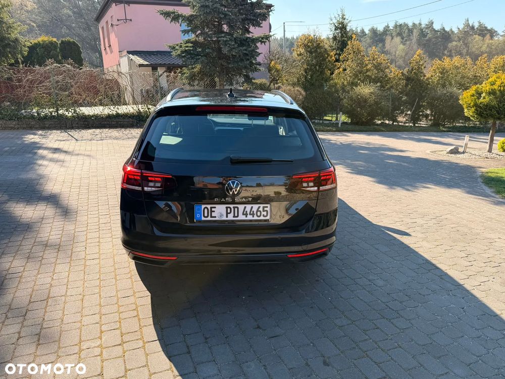 Volkswagen Passat Variant 2.0 TDI SCR DSG Elegance - 7
