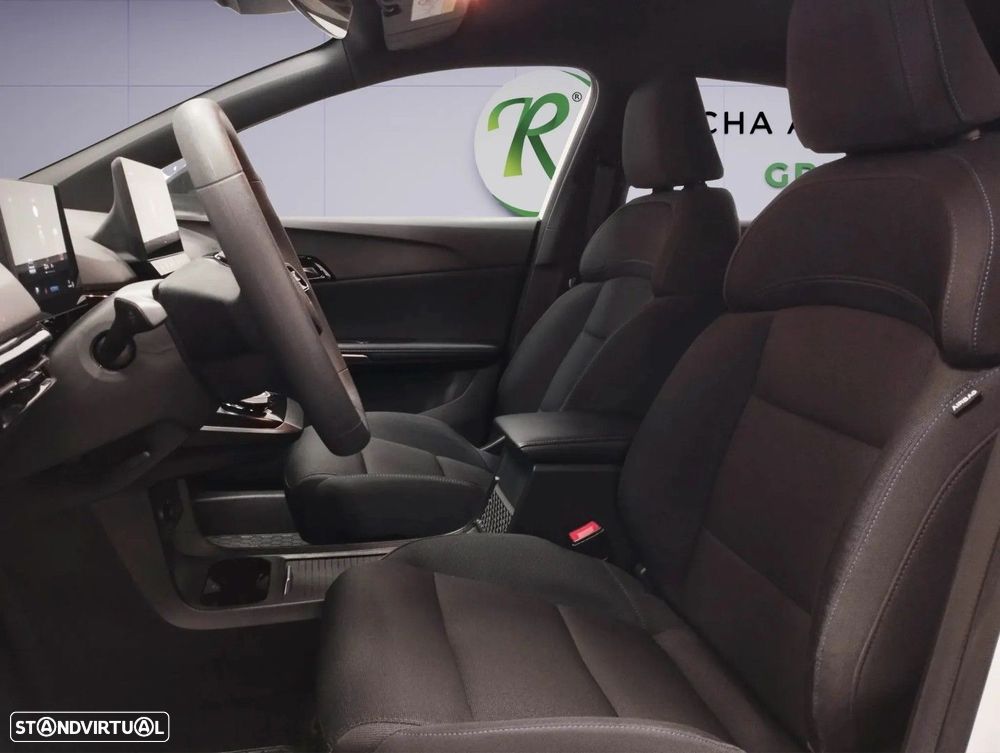 MG MG4 64 kWh Luxury - 7