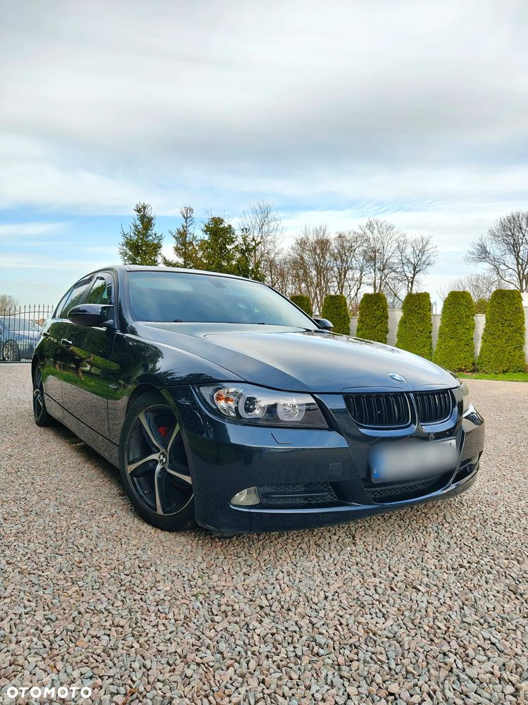 BMW Seria 3 320i - 5