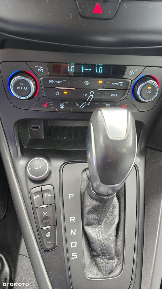 Ford Focus 1.5 EcoBoost ST-Line - 22
