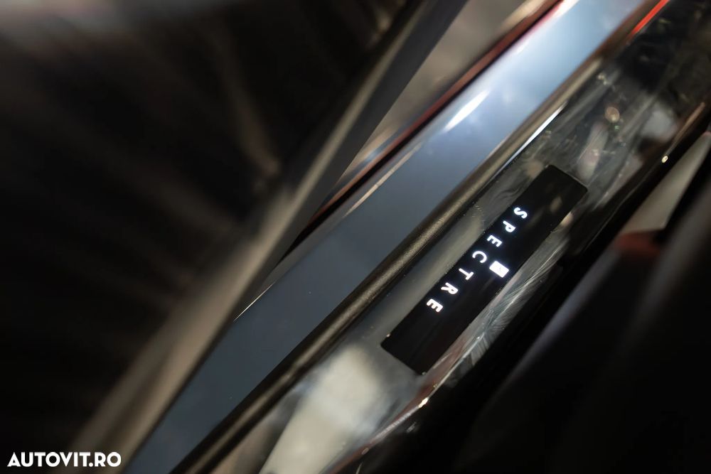 Rolls-Royce Spectre - 30