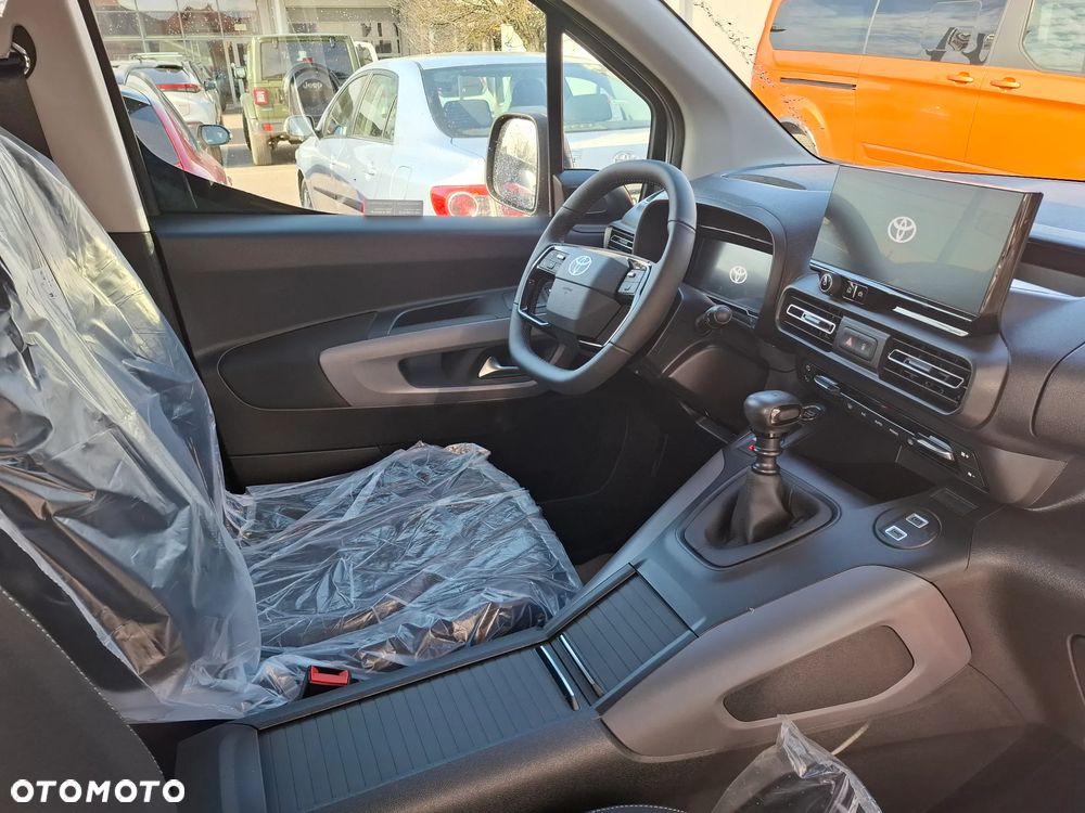 Toyota Proace City Verso - 11