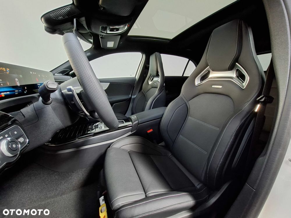 Mercedes-Benz Klasa A 35 AMG 4-Matic 8G-DCT - 11