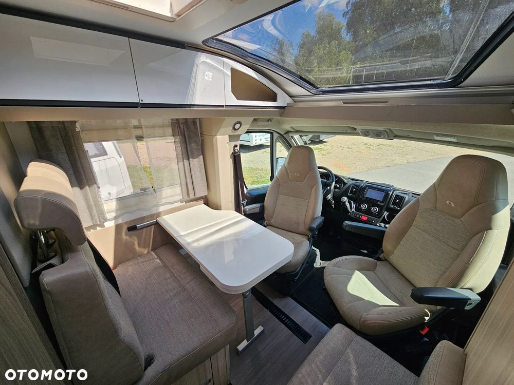 Adria Compact Plus - 8