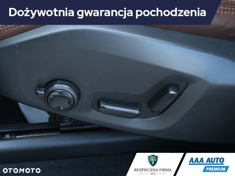 Volvo XC 60 - 21