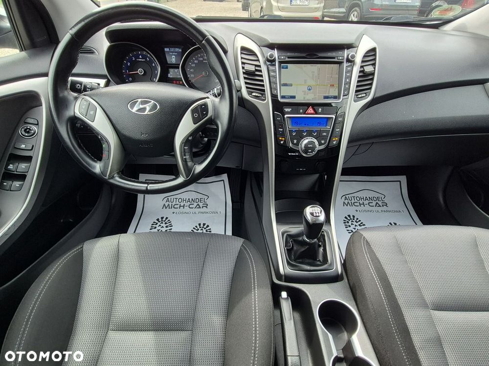 Hyundai i30 - 25