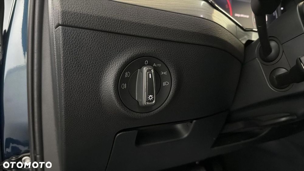 Skoda Superb 2.0 TDI SCR Style DSG - 22