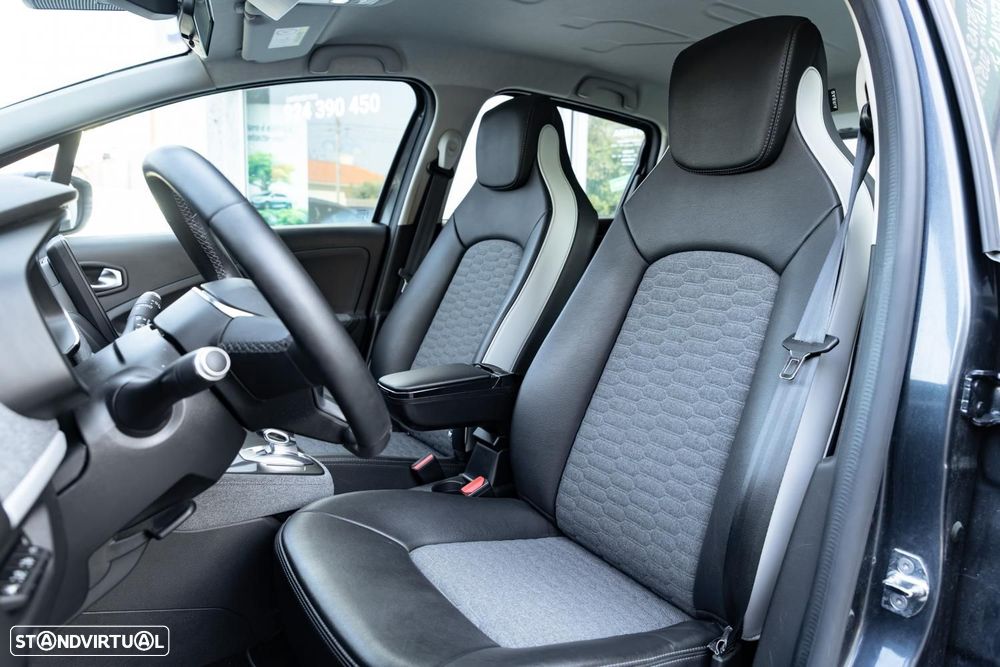 Renault Zoe (c/ Bateria) Life - 23