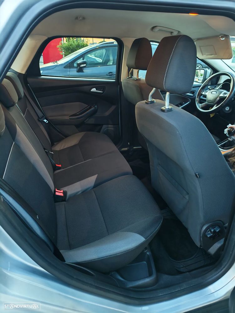 Ford Focus SW 1.6 TDCi Titanium - 13