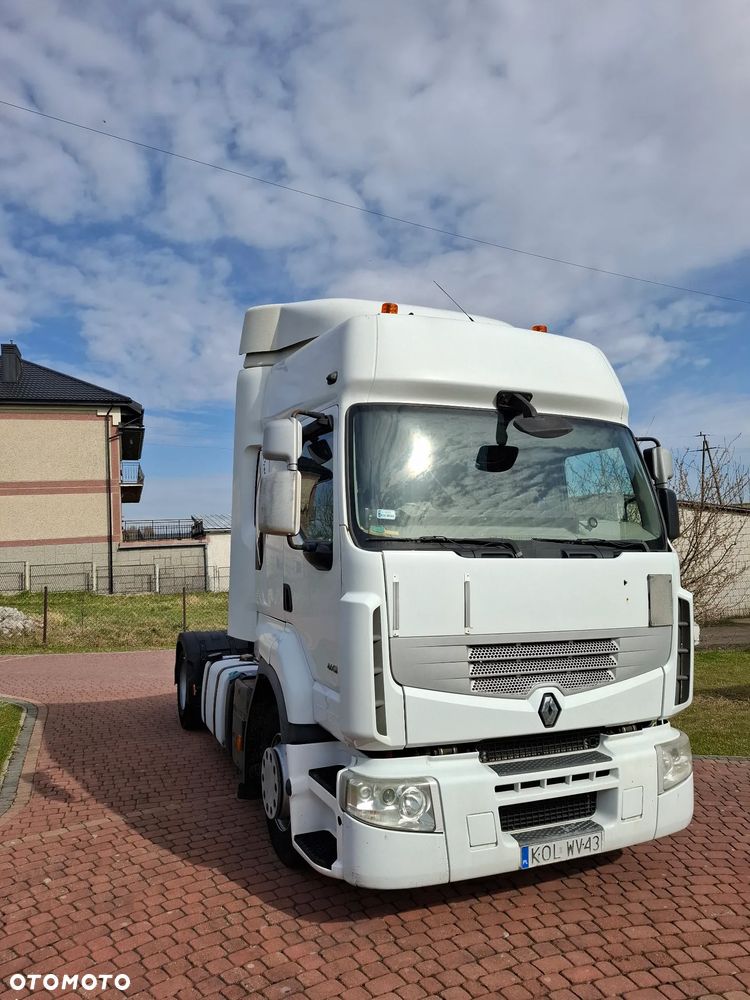 Renault Premium - 7